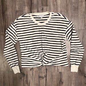 Evereve Twist Front Stripe Lightweight Sweater